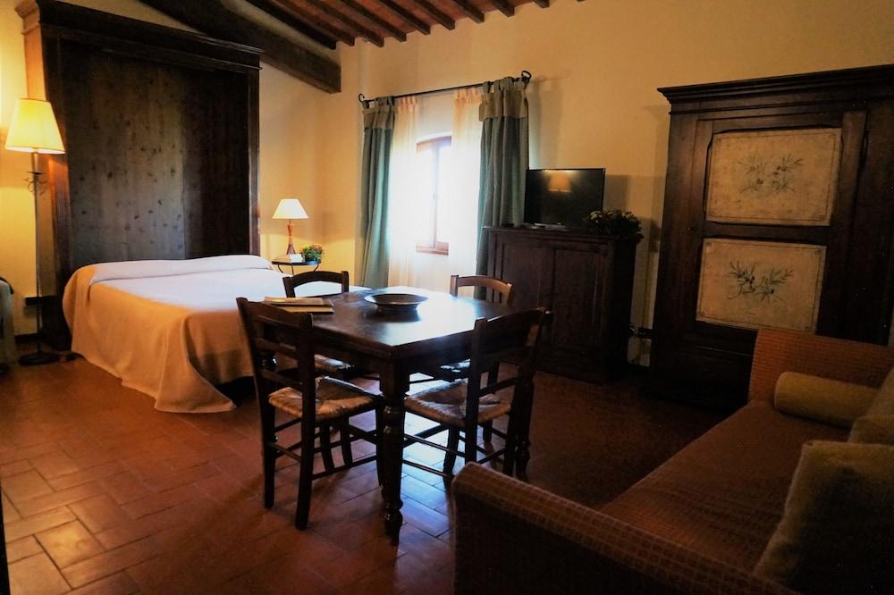 Agriturismo Antico Borgo Poggitazzi Terranuova Bracciolini Exterior photo