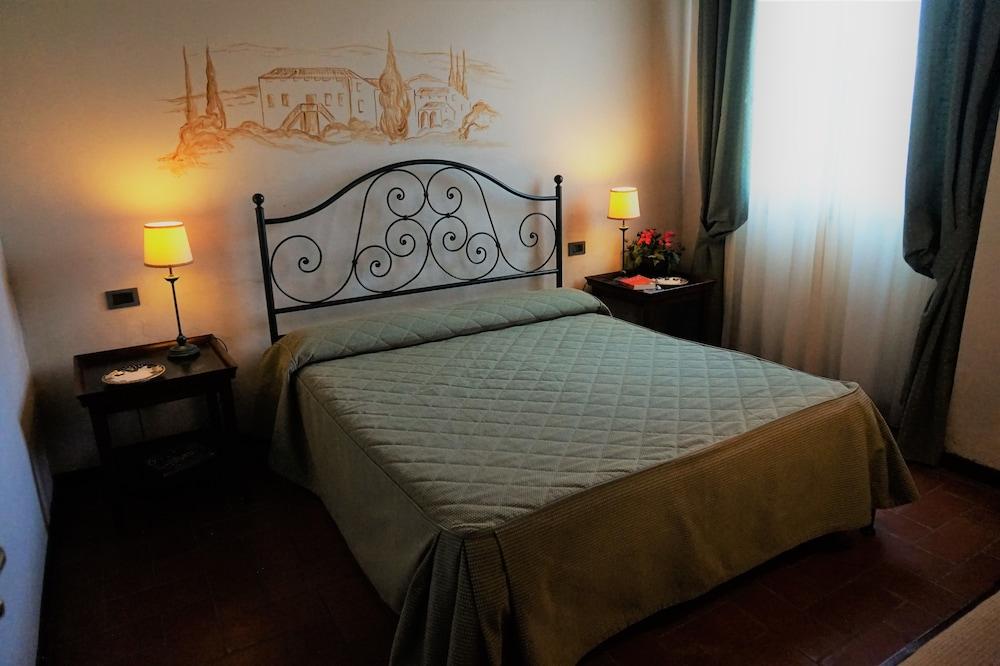 Agriturismo Antico Borgo Poggitazzi Terranuova Bracciolini Exterior photo