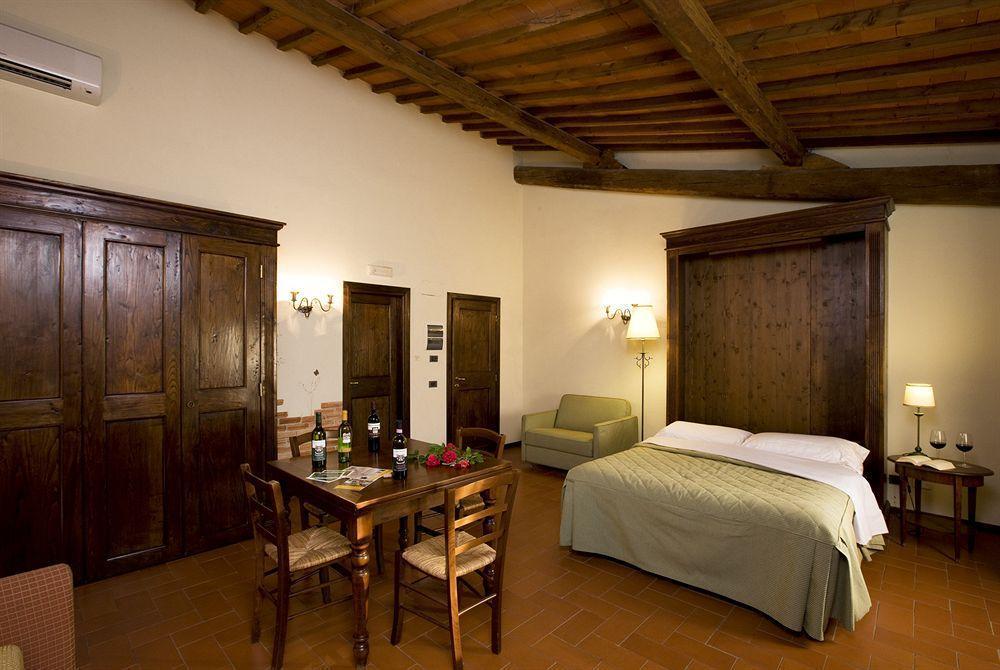 Agriturismo Antico Borgo Poggitazzi Terranuova Bracciolini Exterior photo